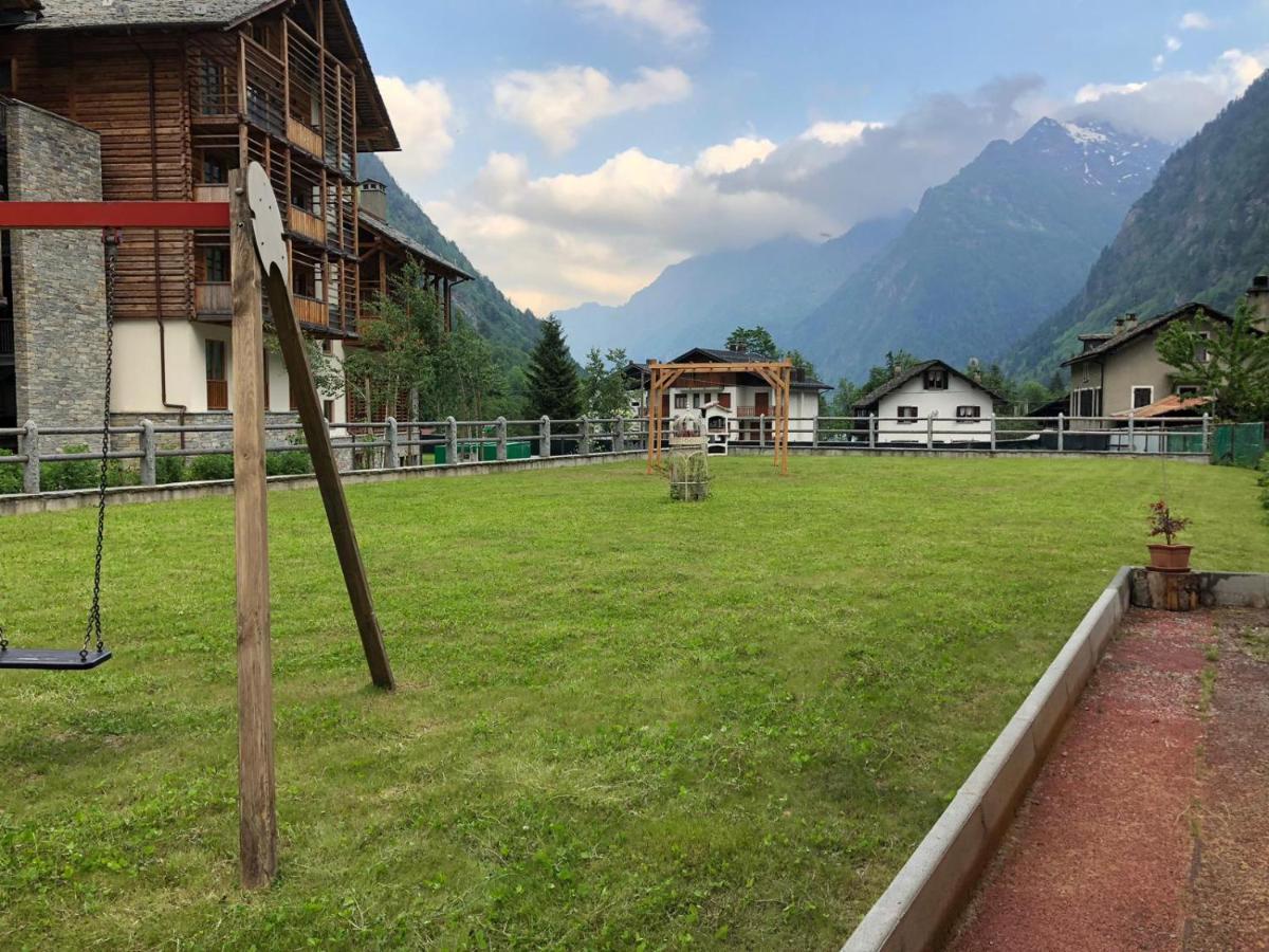 L'Aria Di Casa Bed and Breakfast Alagna Valsesia Eksteriør billede