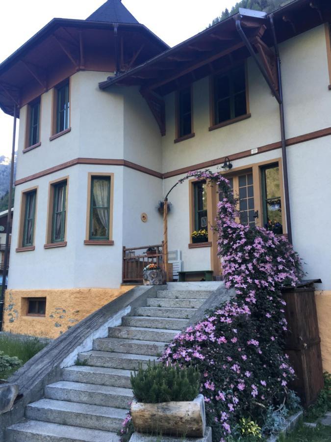 L'Aria Di Casa Bed and Breakfast Alagna Valsesia Eksteriør billede