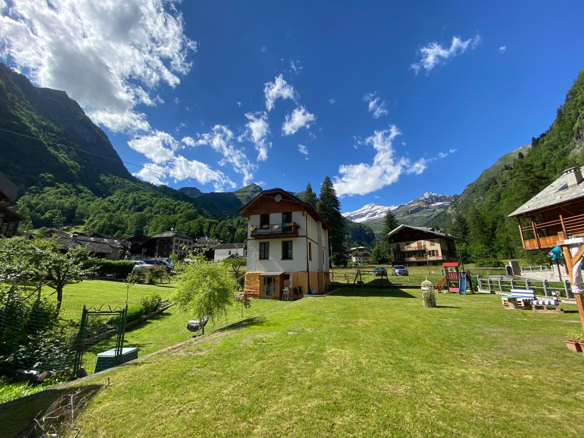 L'Aria Di Casa Bed and Breakfast Alagna Valsesia Eksteriør billede