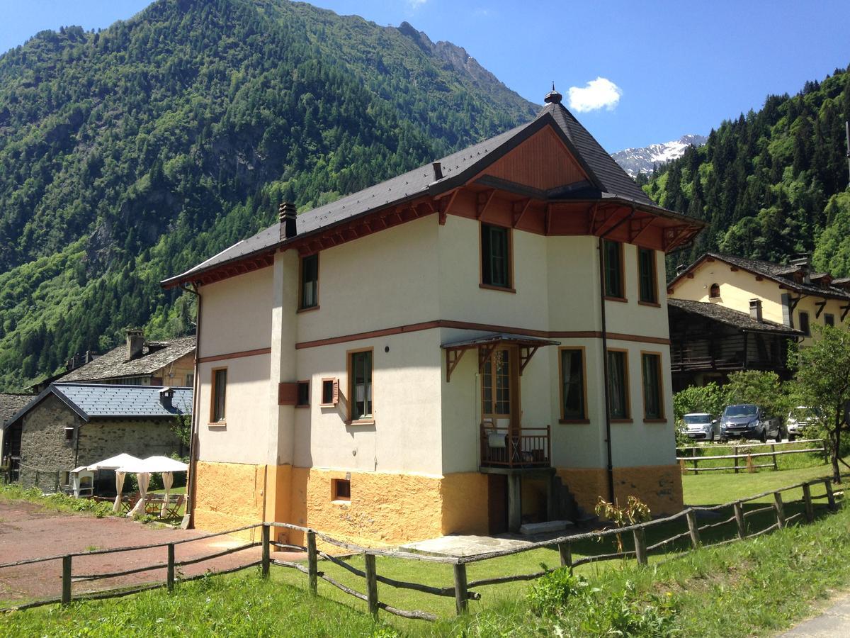 L'Aria Di Casa Bed and Breakfast Alagna Valsesia Eksteriør billede