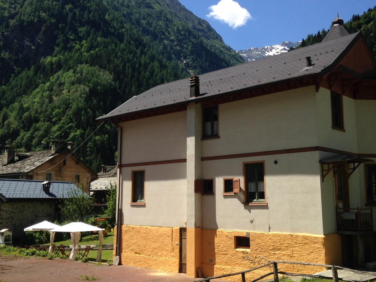 L'Aria Di Casa Bed and Breakfast Alagna Valsesia Eksteriør billede