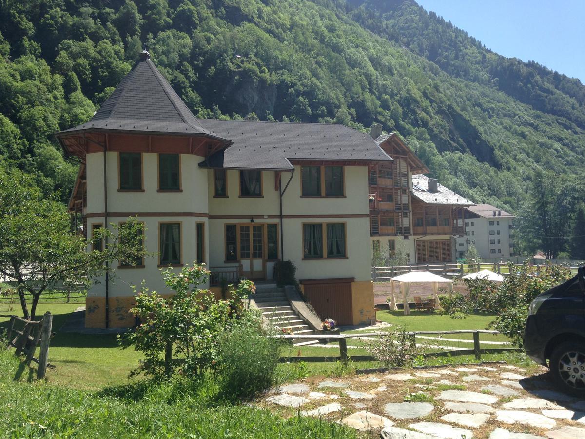 L'Aria Di Casa Bed and Breakfast Alagna Valsesia Eksteriør billede