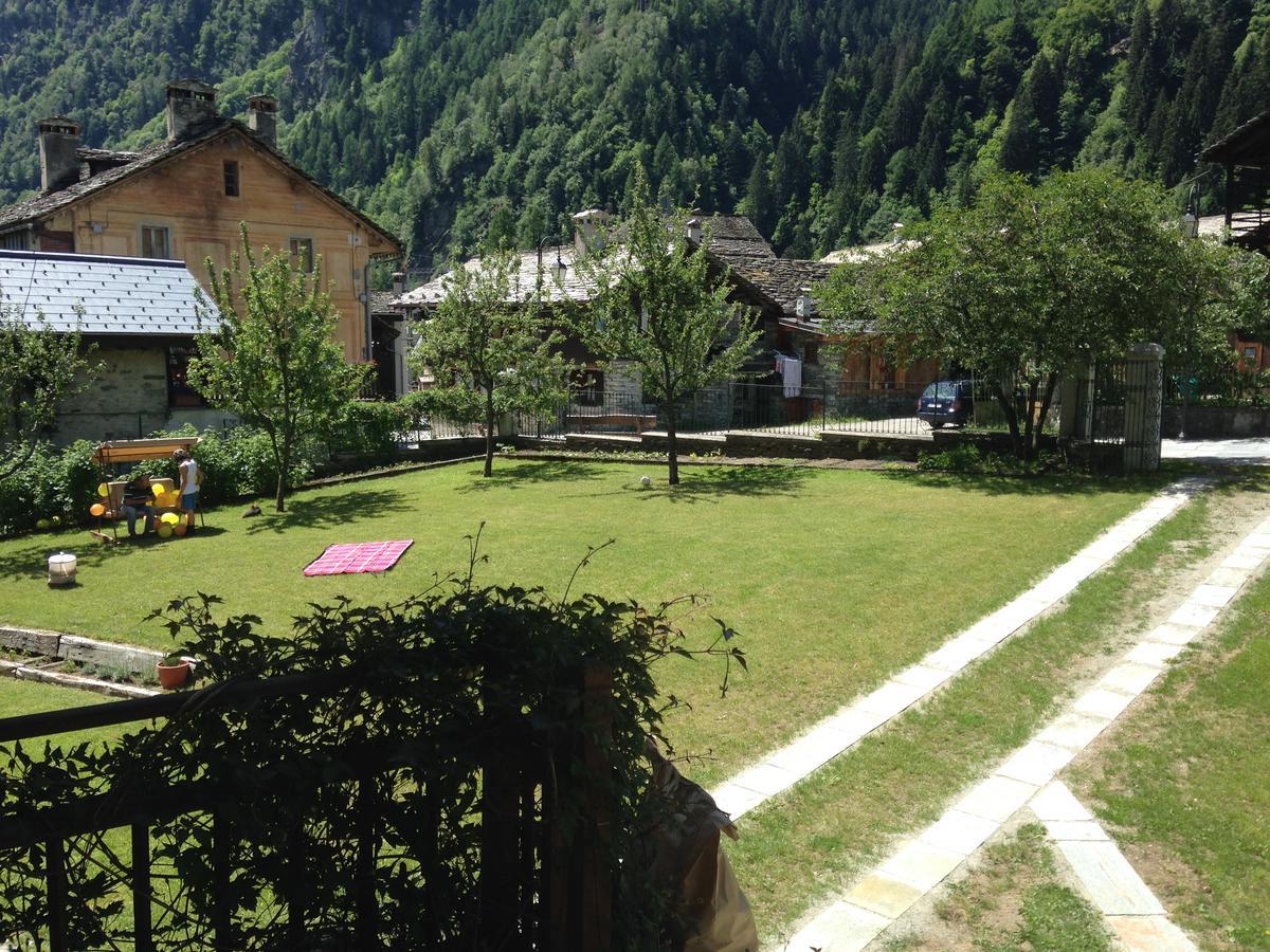 L'Aria Di Casa Bed and Breakfast Alagna Valsesia Eksteriør billede